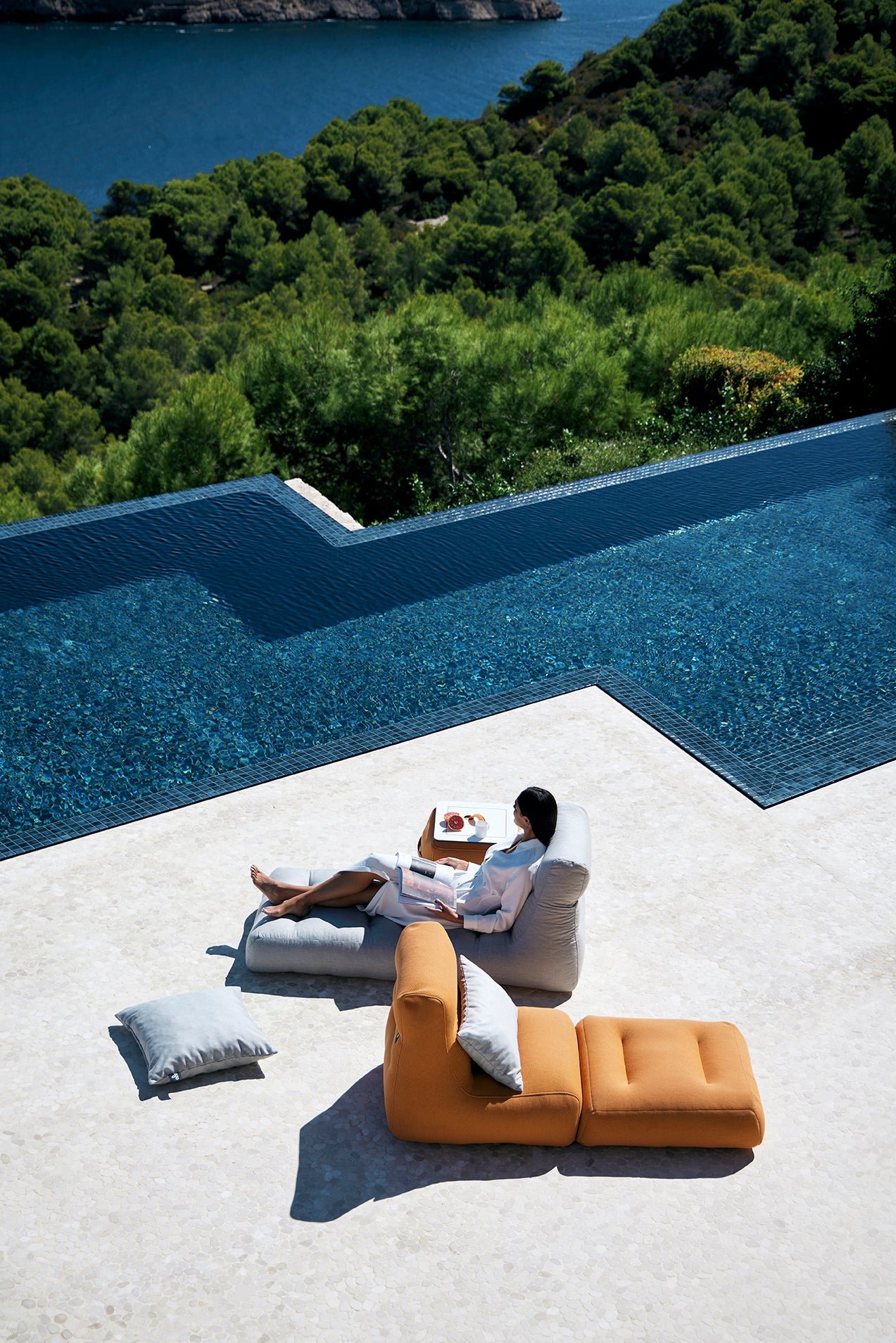 Sit Pool